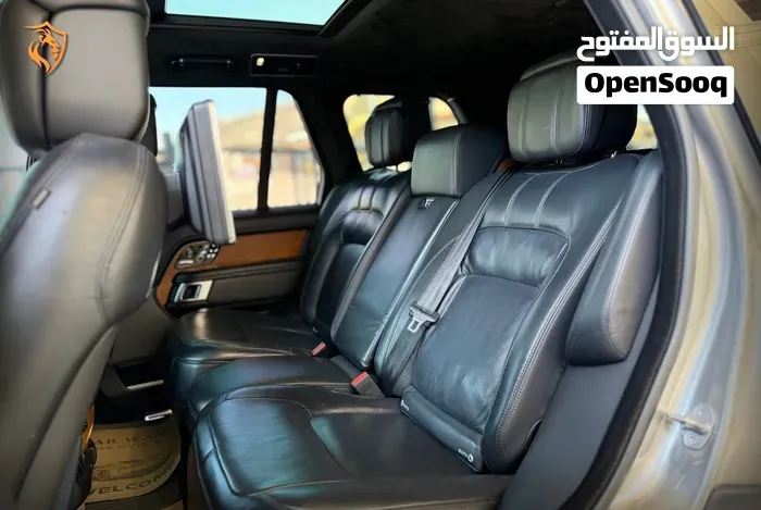 Land Rover Range Rover Vogue 2021 photo 2