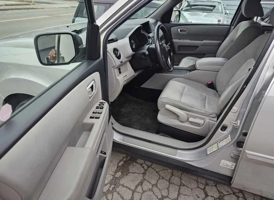 Honda Pilot 2012 photo 2