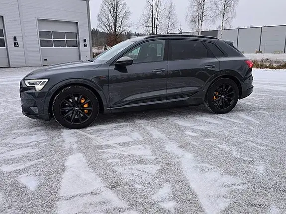 Audi E-Tron 2023 photo 2