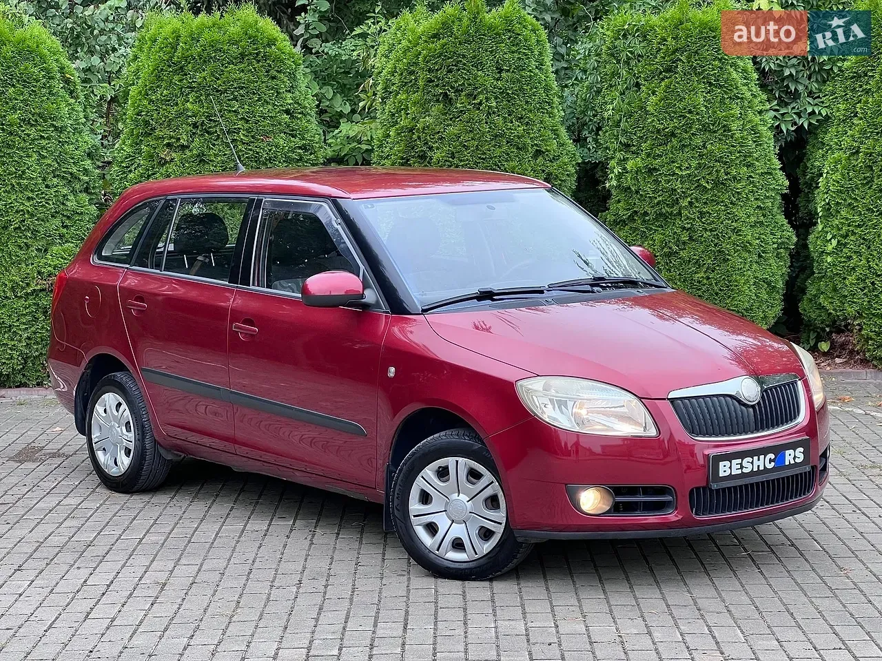 Skoda Fabia 2008 photo 3