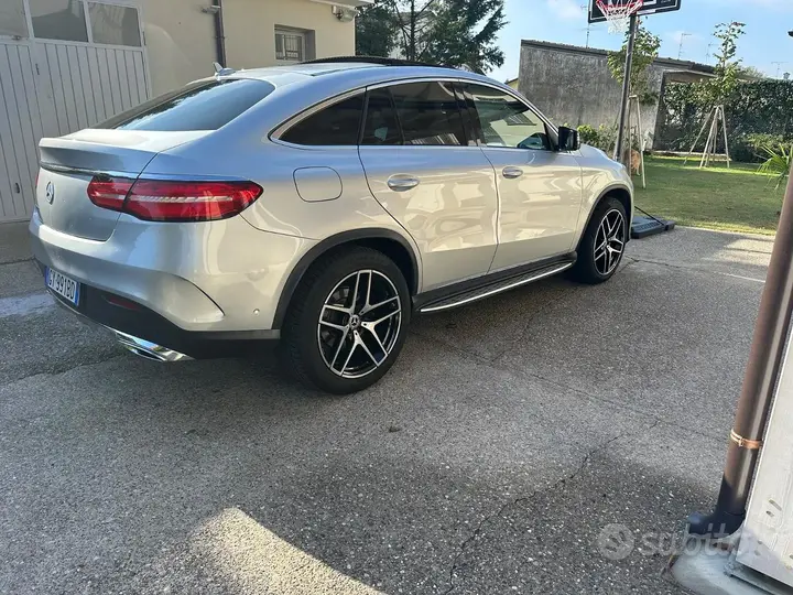 Mercedes-Benz Gle 2017 photo 2