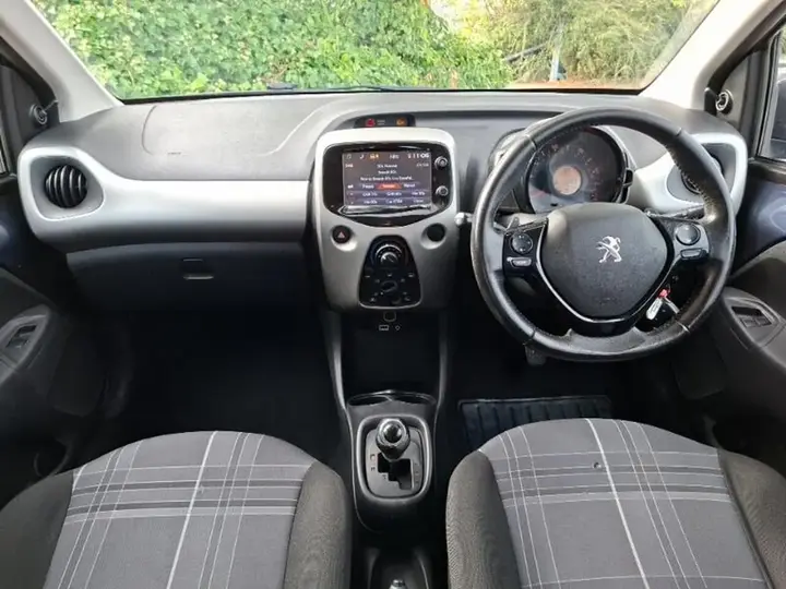 Peugeot 108 2017 photo 3