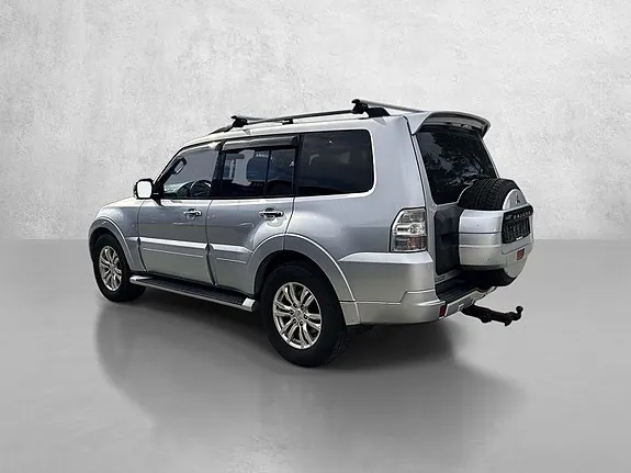 Mitsubishi Pajero 2014 photo 5