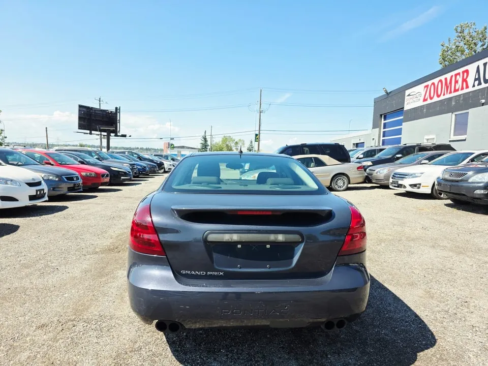 Pontiac Grand Prix 2008 photo 5