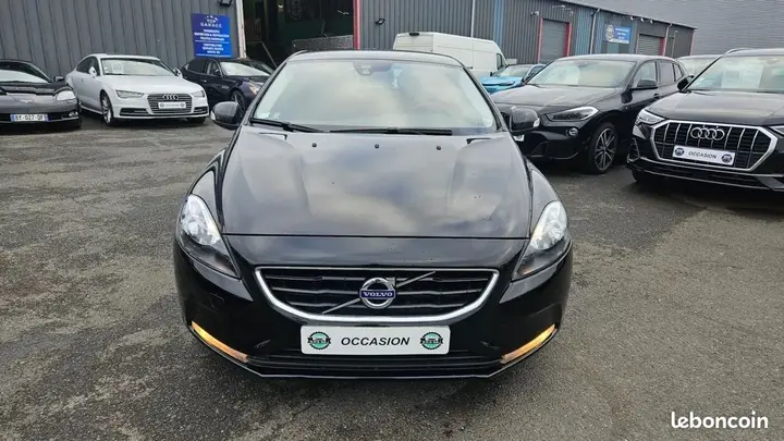 Volvo V40 2016 photo 2