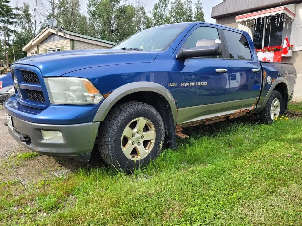 Ram 1500 2011 photo 3