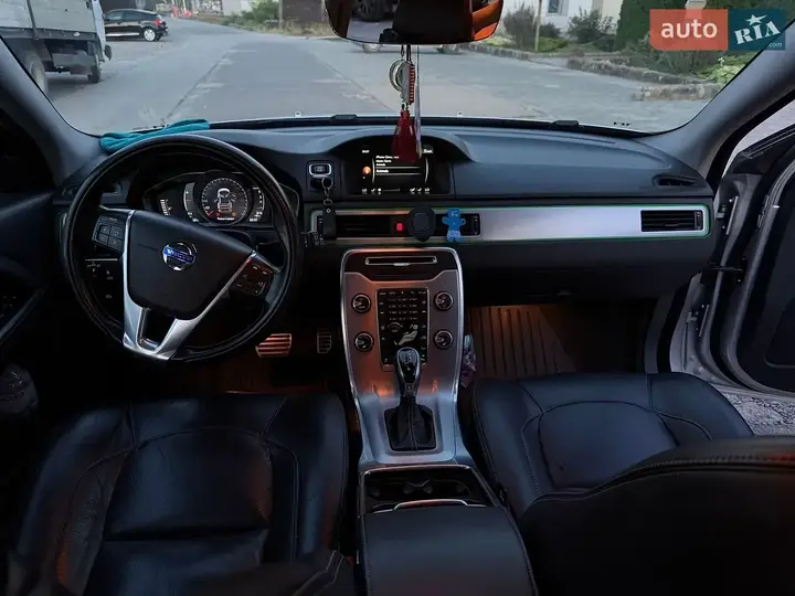 Volvo V70 2016 photo 3
