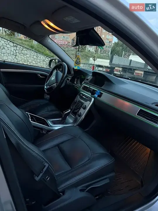 Volvo V70 2016 photo 5