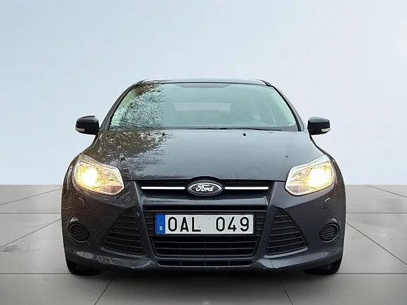 Ford Focus 2014 photo 2