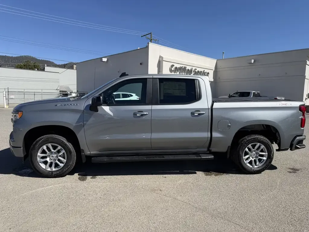Chevrolet Silverado 1500 2026 photo 2