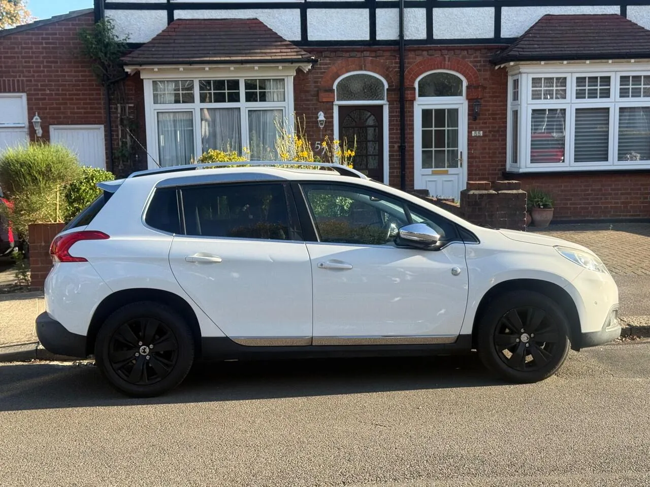 Peugeot 2008 2015 photo 3