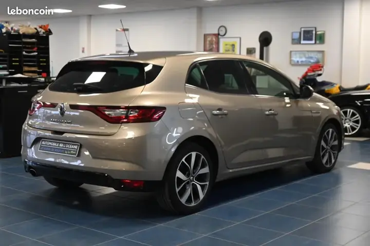 Renault Megane 2016 photo 4