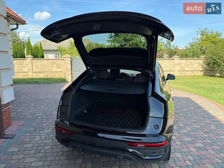 Audi Q5 Sportback 2023 photo 4