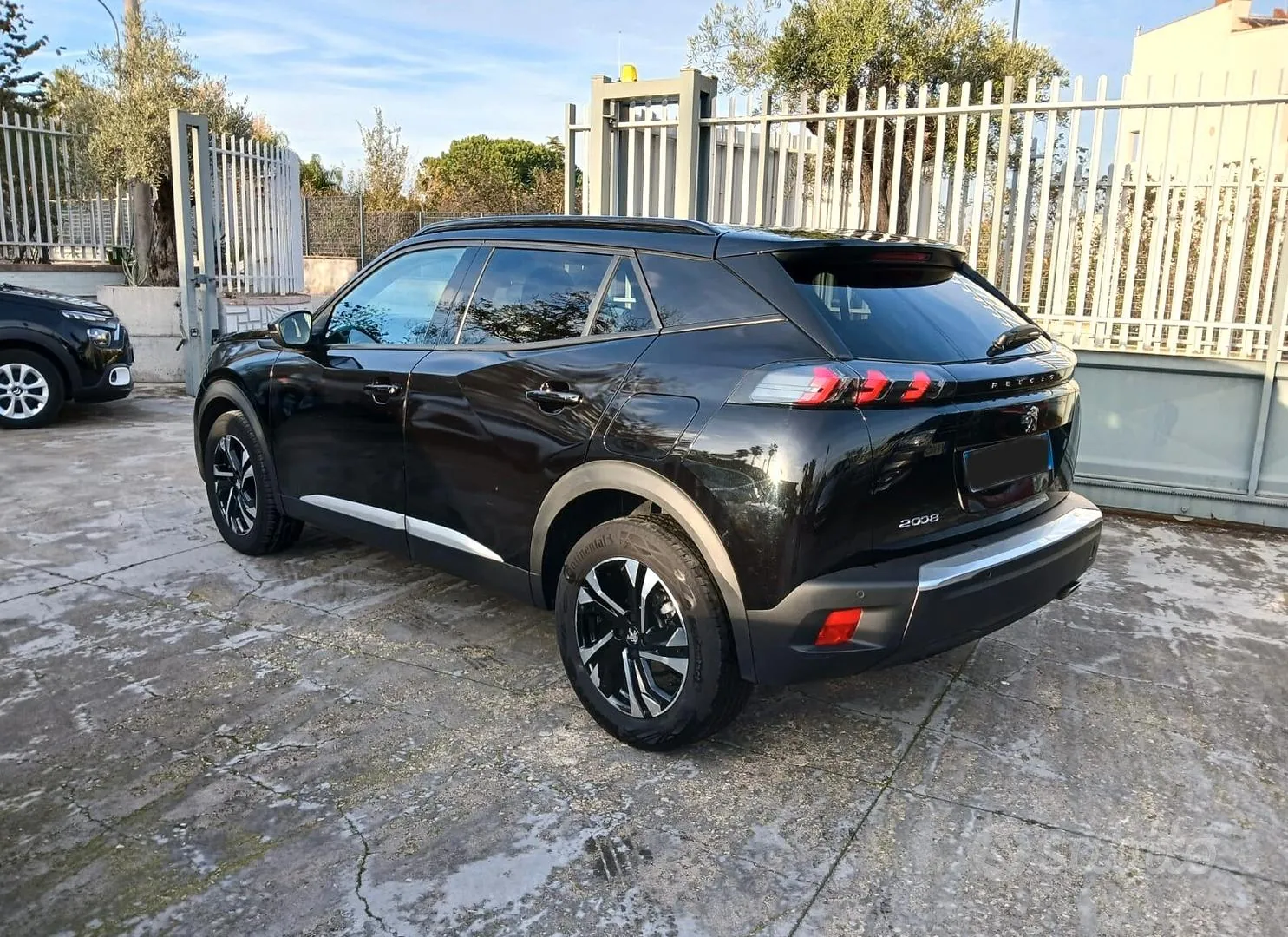 Peugeot 2008 2023 photo 5