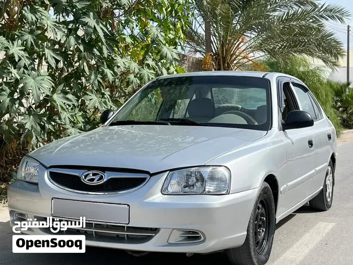 Hyundai Verna 2010 photo 5