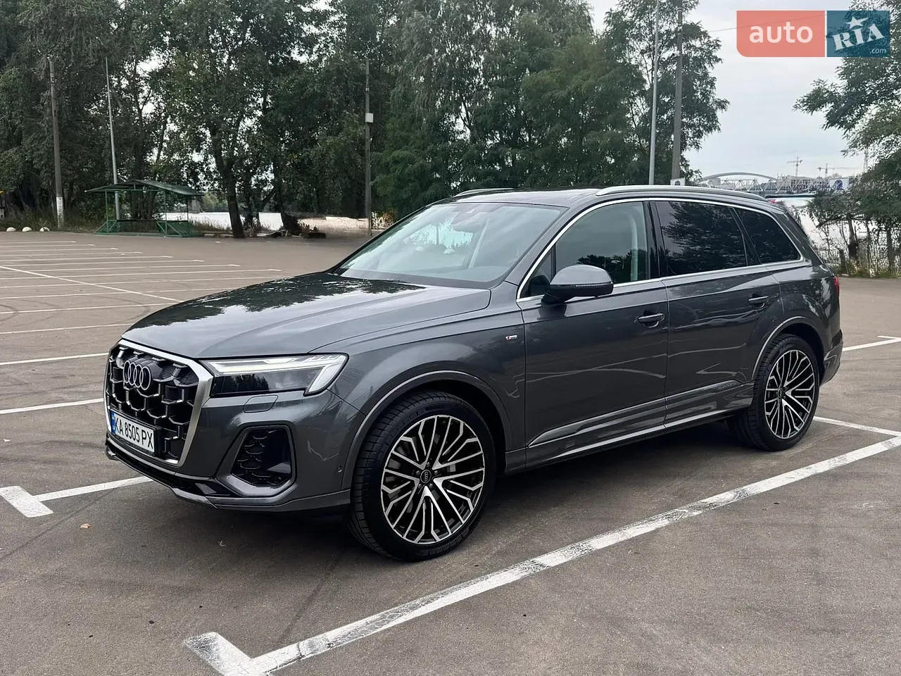 Audi Q7 2025 photo 2