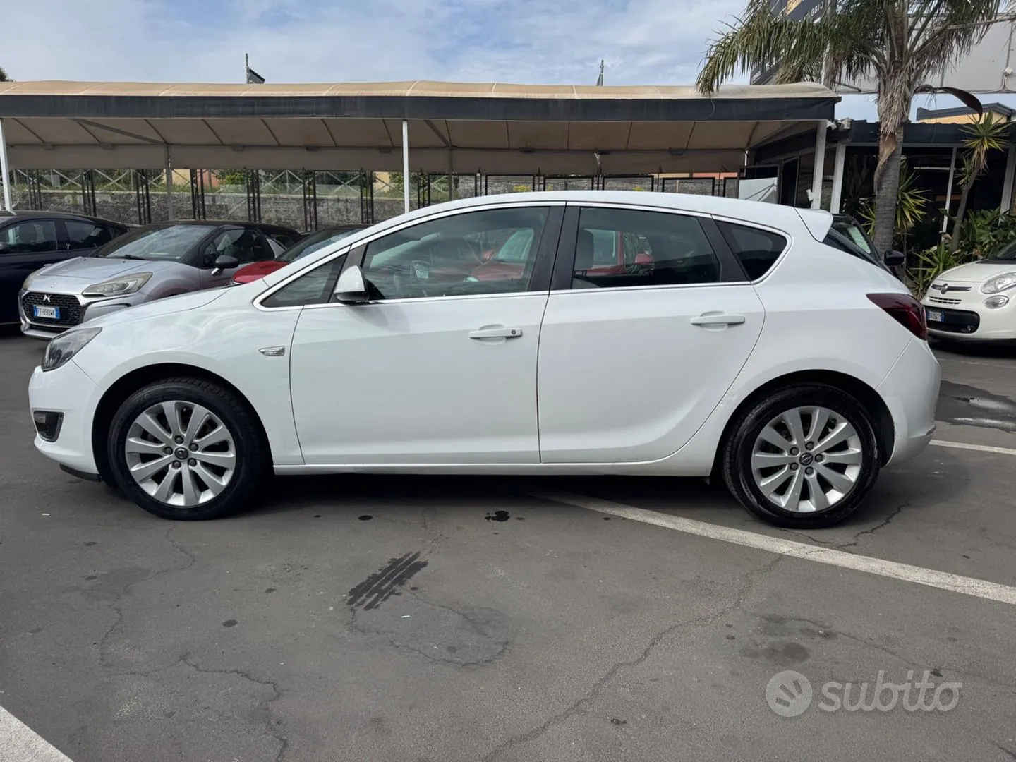 Opel Astra 2014 photo 3