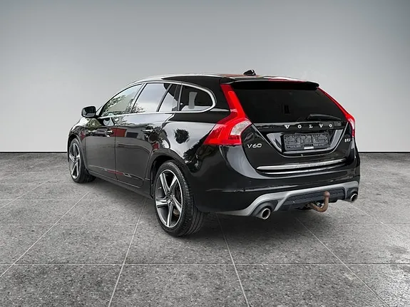 Volvo V60 2016 photo 3