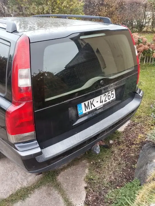 Volvo V70 2004 photo 3
