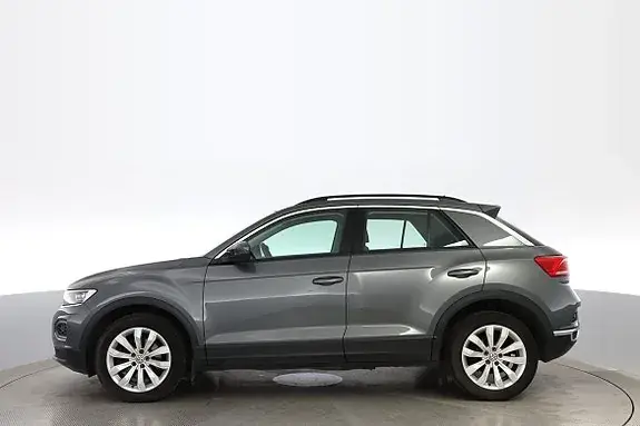 Volkswagen T-Roc 2018 photo 2
