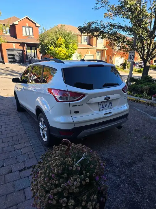 Ford Escape 2014 photo 3