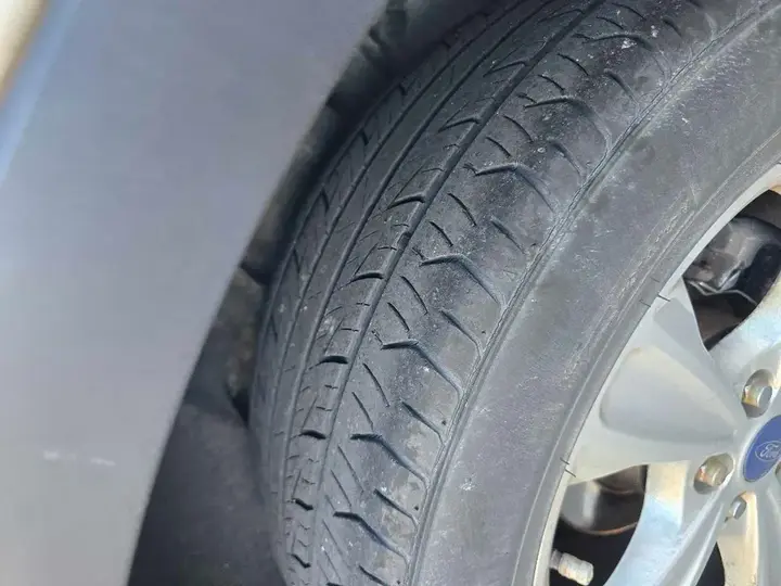 Ford Escape 2014 photo 5