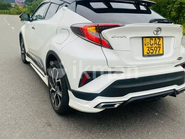 Toyota C-Hr 2017 photo 4