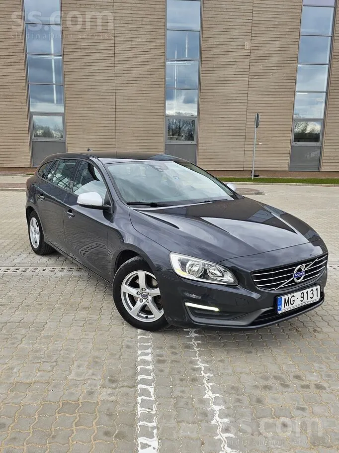 Volvo V60 2014 photo 3