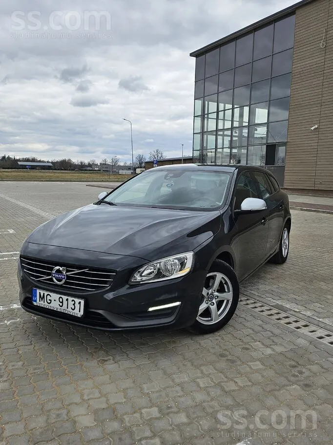 Volvo V60 2014 photo 4