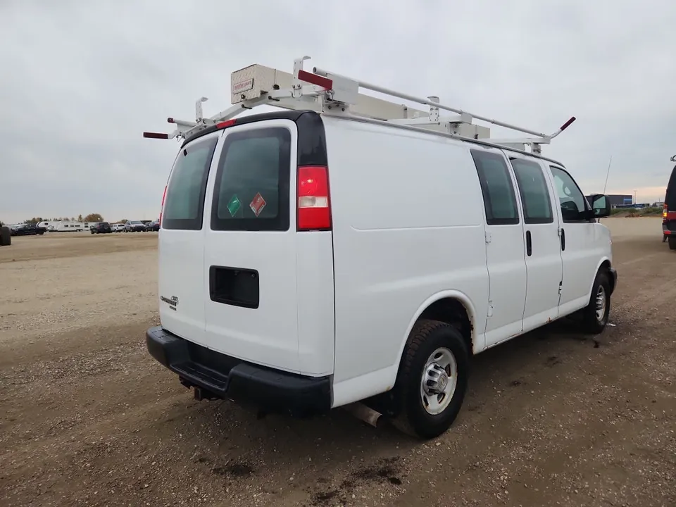 Chevrolet Express 2012 photo 4