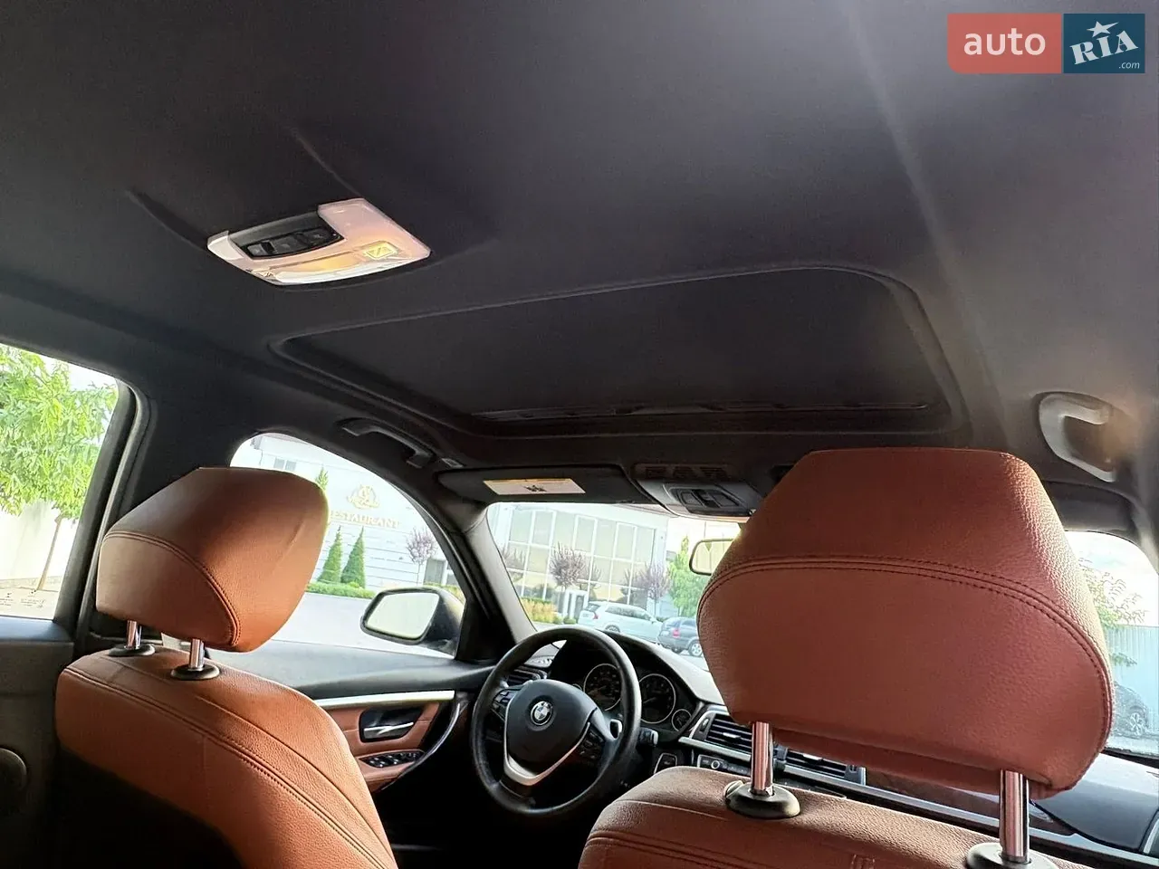 BMW 3 Series 2016 photo 2