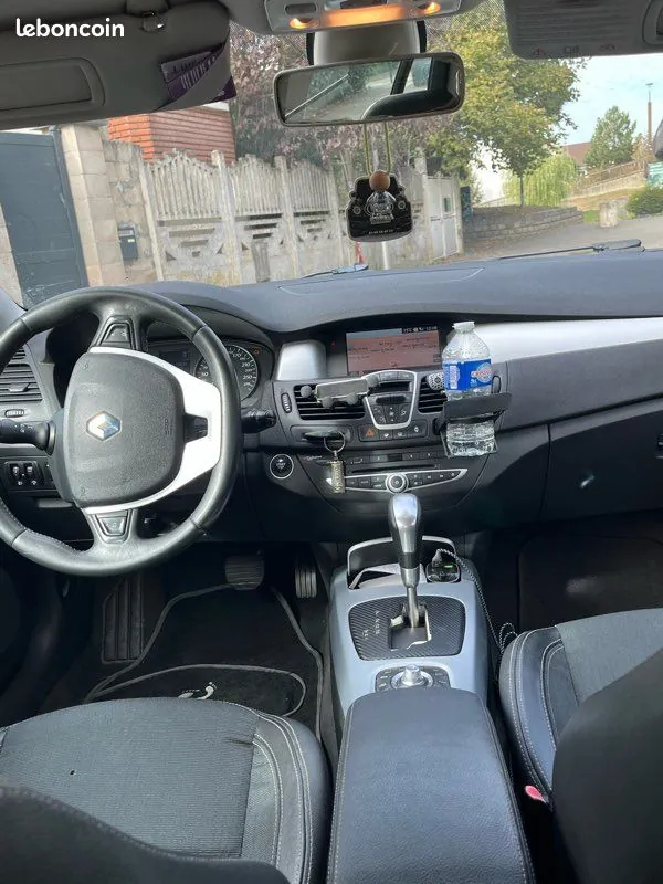 Renault Laguna 2008 photo 3