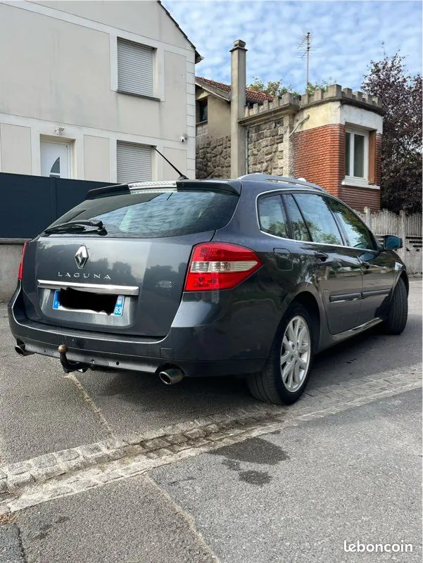 Renault Laguna 2008 photo 2