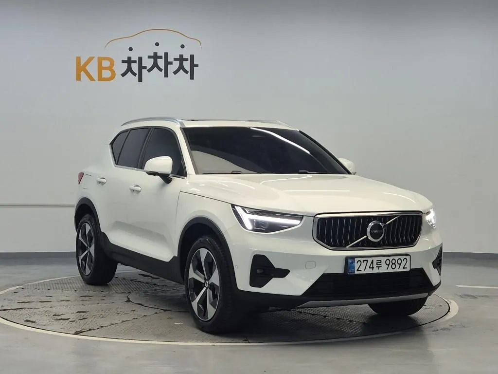 Volvo Xc40 2025 photo 4