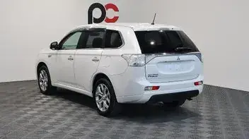 Mitsubishi Outlander 2014 photo 5