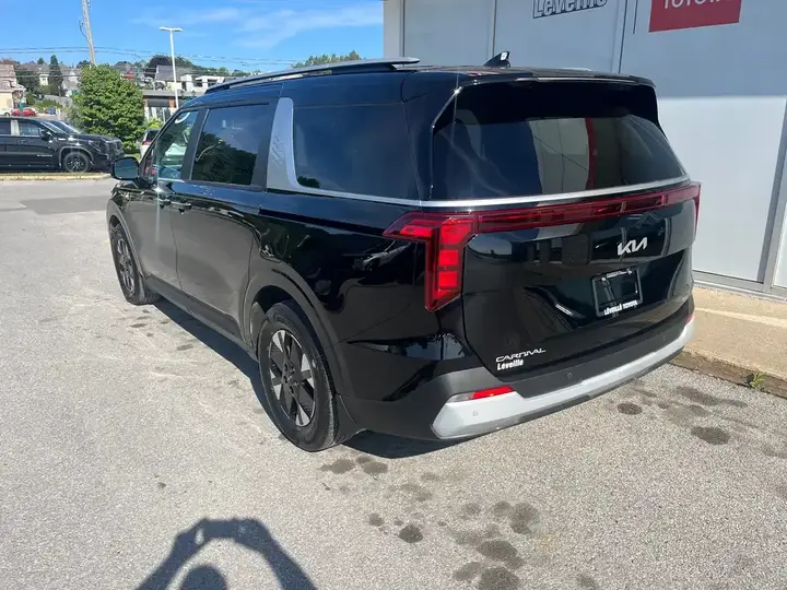 Kia Carnival 2026 photo 5
