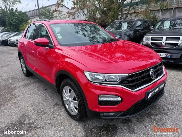 Volkswagen T-Roc 2020 photo 2