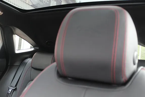 Jaguar E-Pace 2018 photo 3