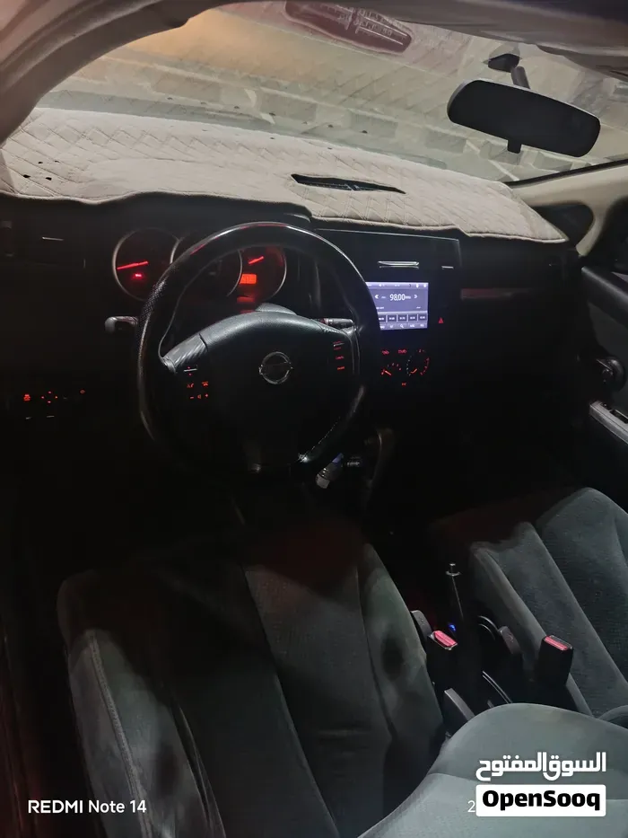 Nissan Versa 2012 photo 3