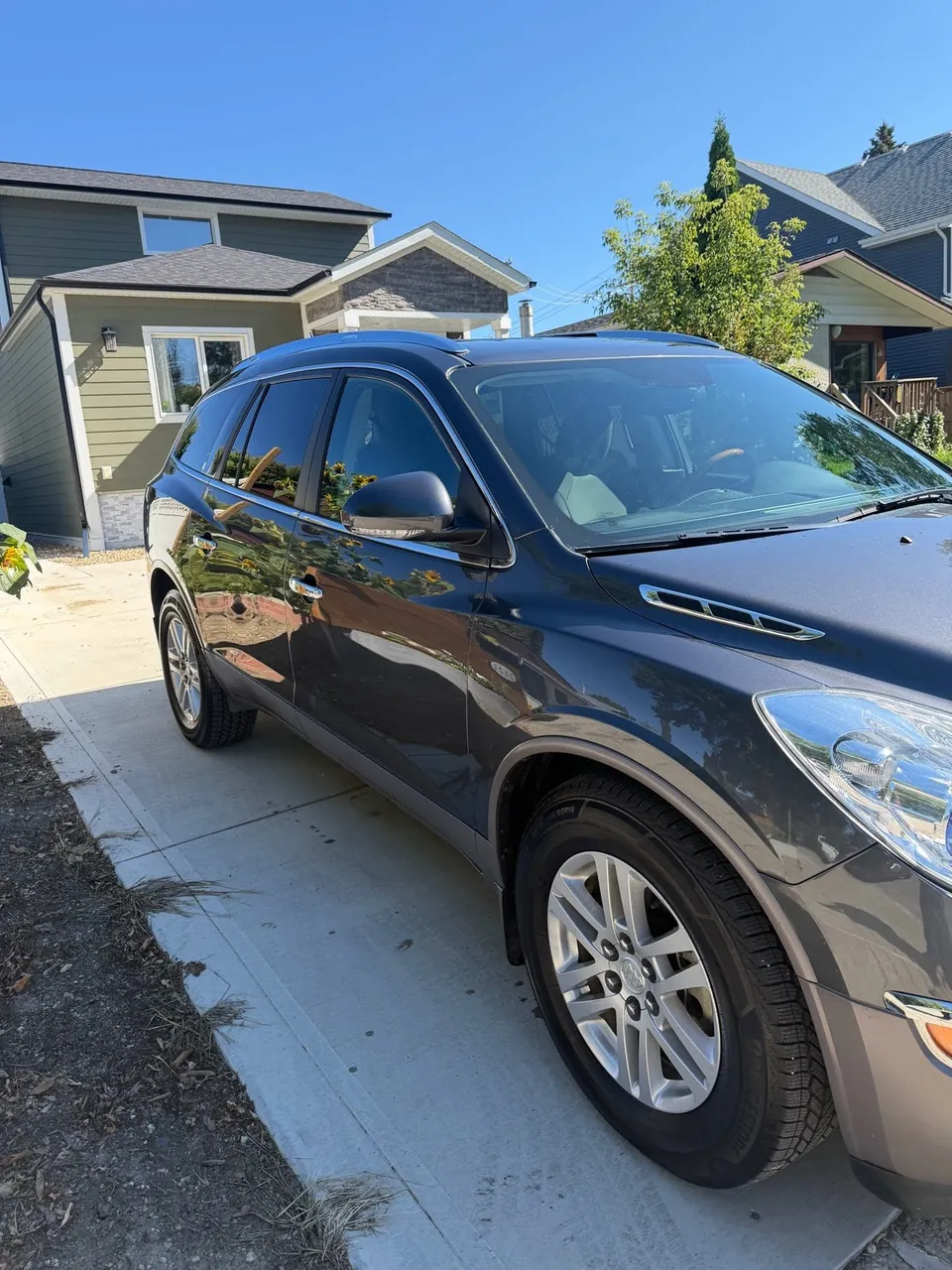 Buick Enclave 2012 photo 3