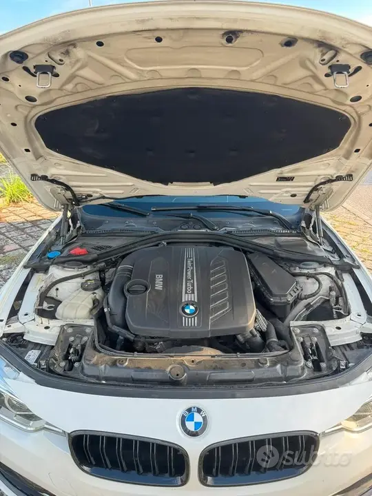 BMW 330D 2018 photo 4