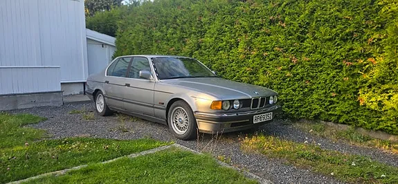 BMW 735I