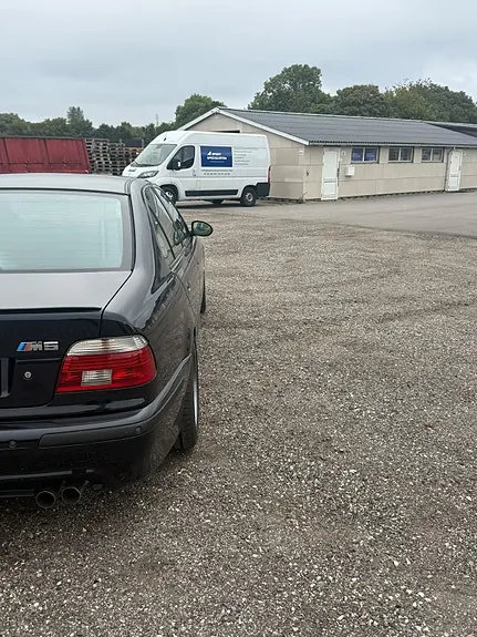 BMW M5 1999 photo 2