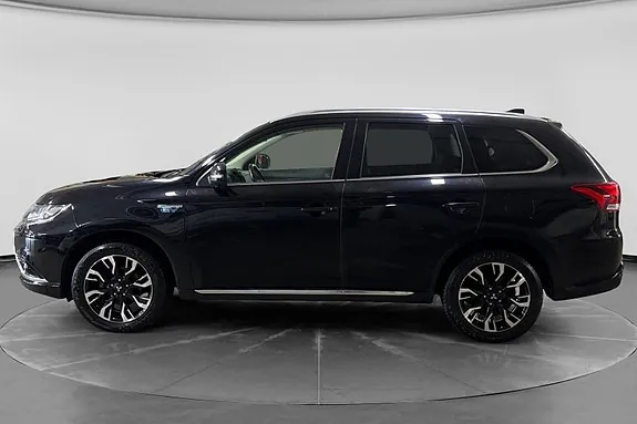 Mitsubishi Outlander 2017 photo 2