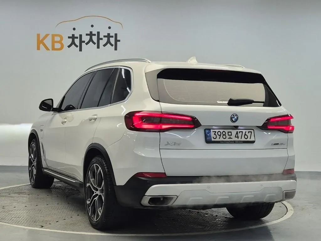 BMW X5 2022 photo 2