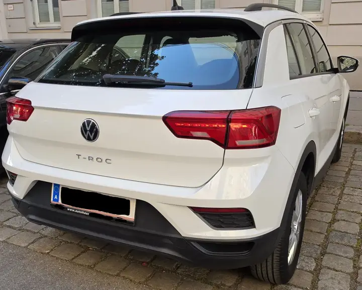 Volkswagen T-Roc 2022 photo 3