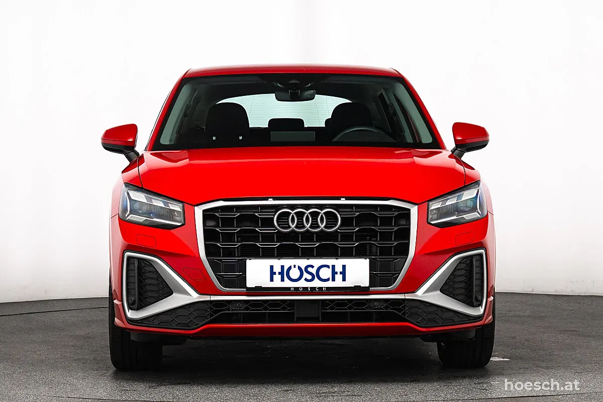 Audi Q2 2023 photo 2