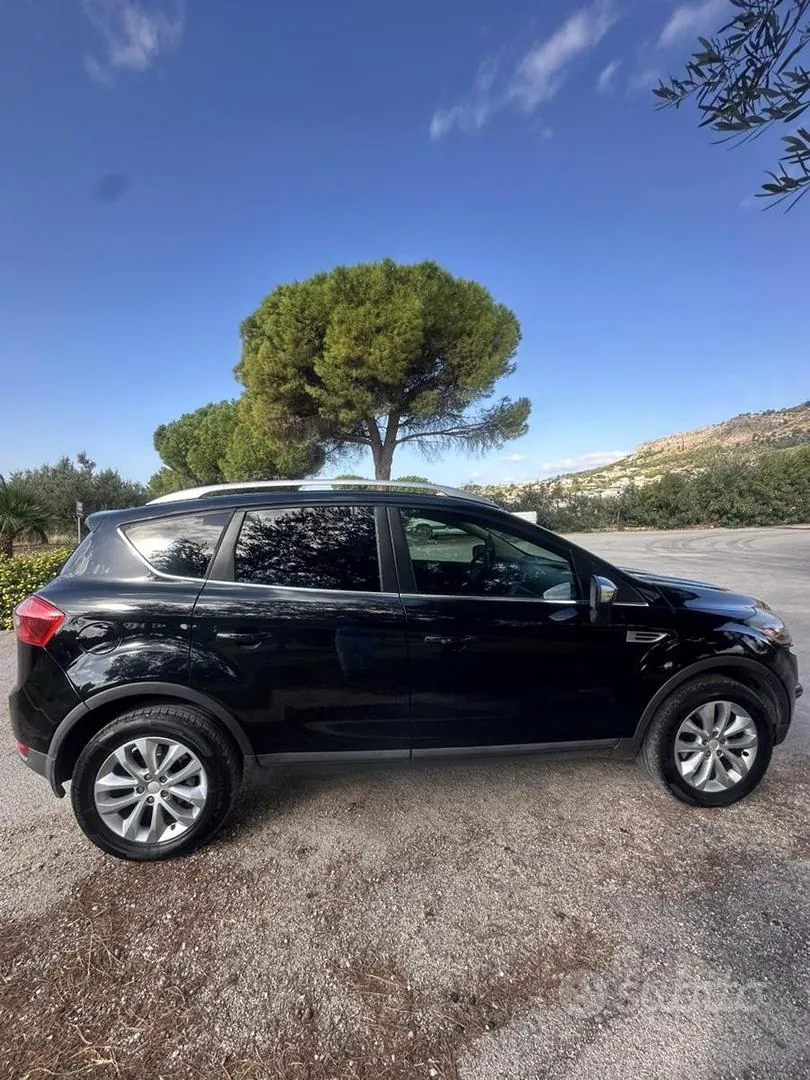 Ford Kuga 2010 photo 3