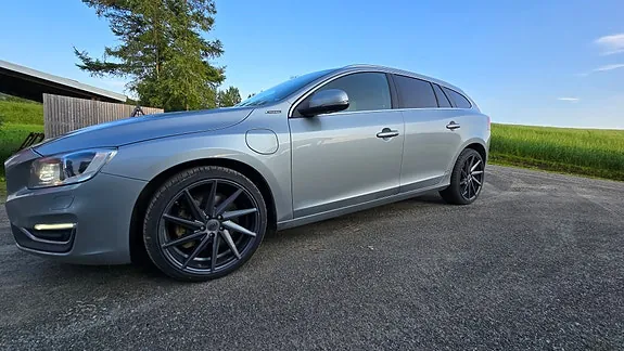Volvo V60 2016 photo 3