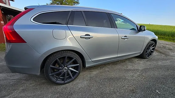Volvo V60 2016 photo 5